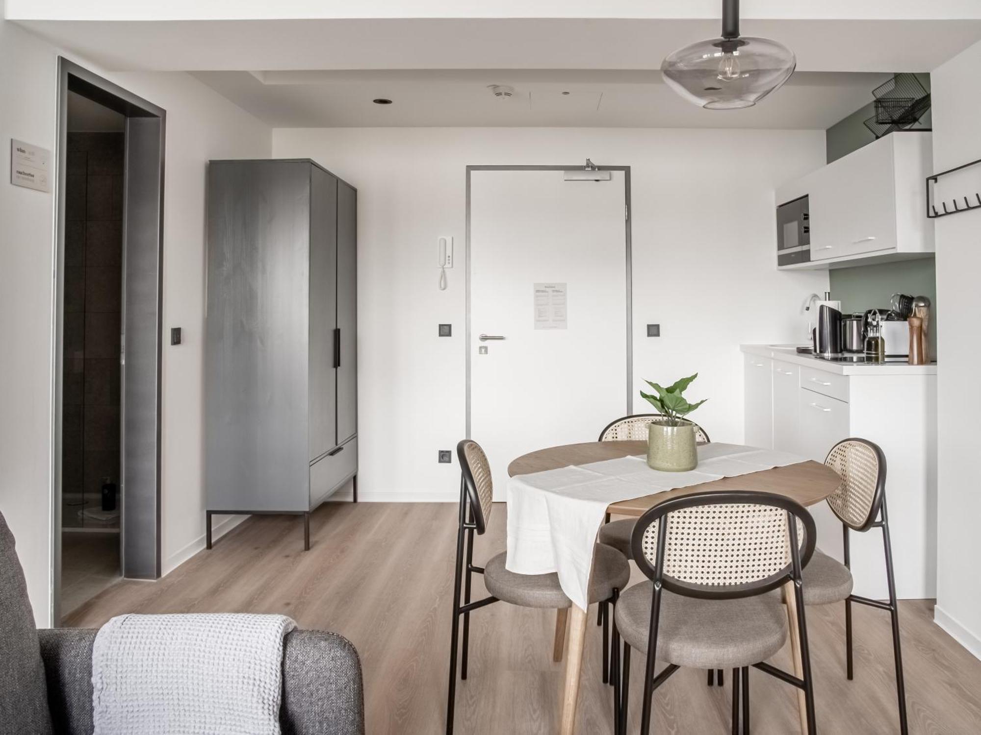 Limehome Saarbruecken Berliner Promenade Habitación foto